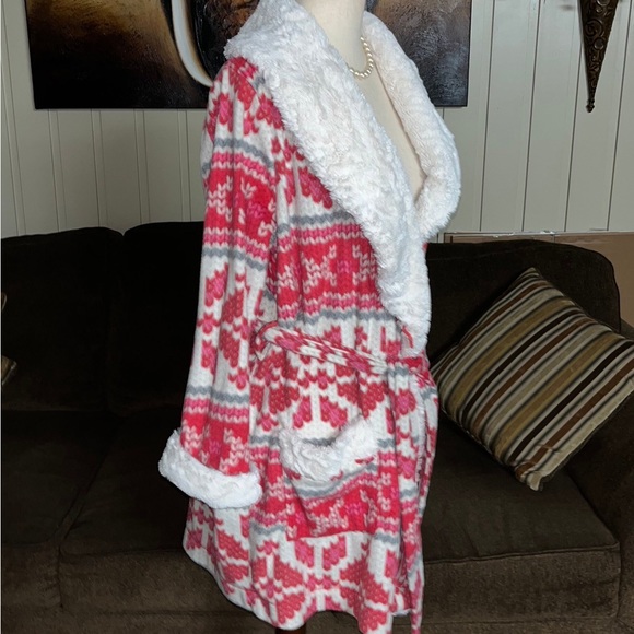 Kenzie • Small/Medium • Pink • Snowflakes • Christmas • Plush • Fuzzy Fur • Robe - Picture 4 of 14